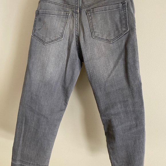 Oshkosh B'gosh Denim Capri pants 5T - Picture 2 of 4